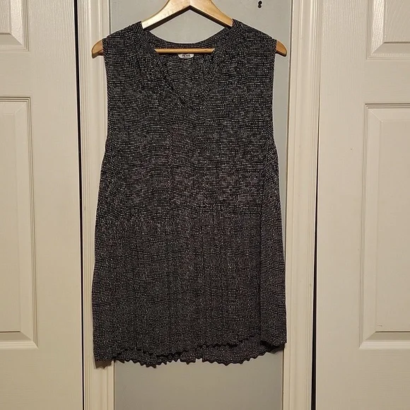 Plus blouse - Picture 1 of 9